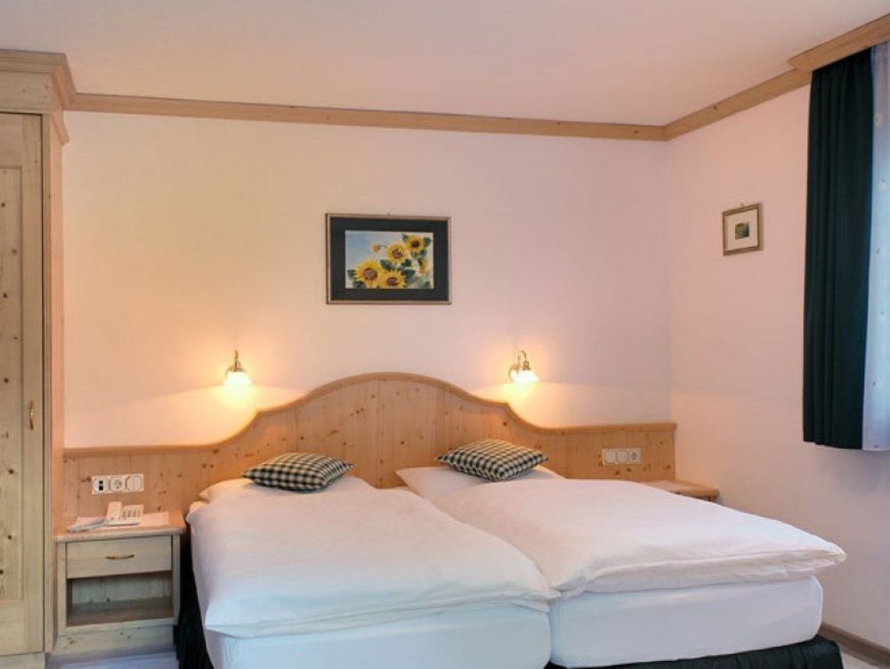Hotel Piccolo Claudia No Pets San Vigilio Di Marebbe