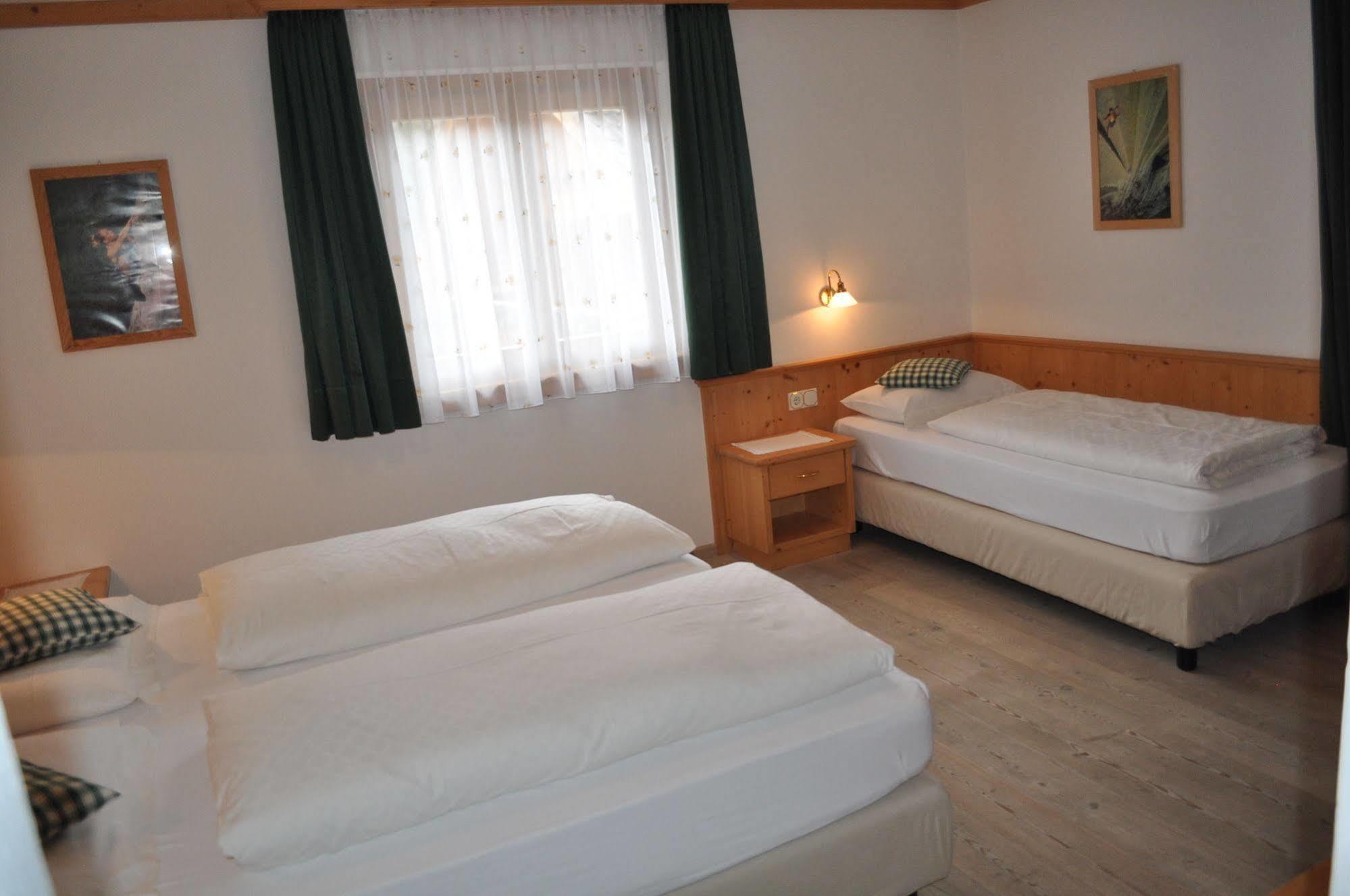 Hotel Piccolo Claudia No Pets 3*